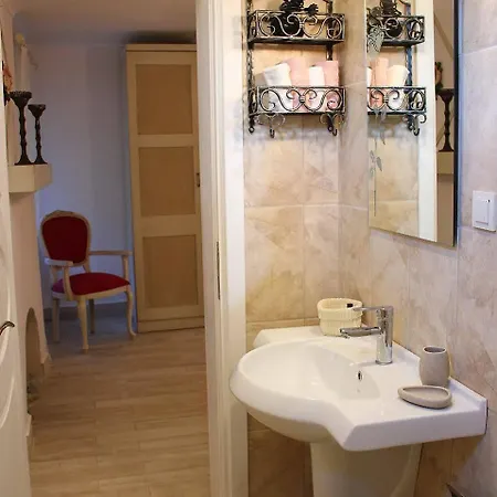 Guest house Losta Sahil Evi 2 4*