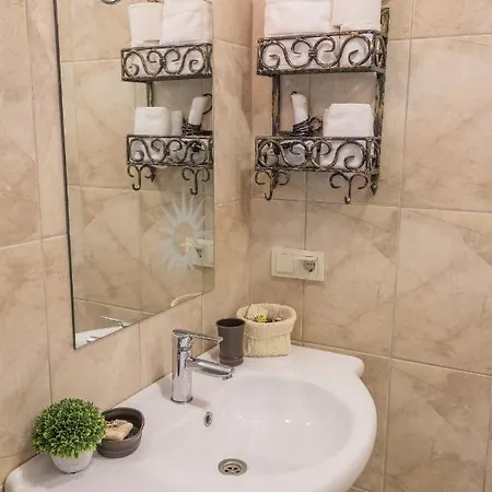 Guest house Losta Sahil Evi 2